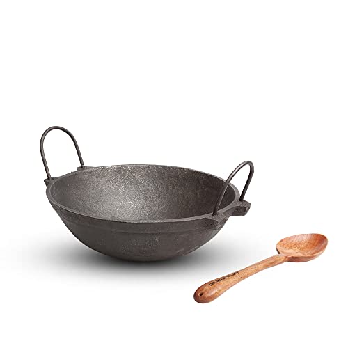 The Indus Valley Pre-Seasoned Cast Iron Kadai with Wooden Saute | Medium, 25 cm/10 inch, 1.2Ltr, 1.7kg | Naturally Nonstick Kadhai, 100% Pure & Toxin-Free, No Chemical Coating